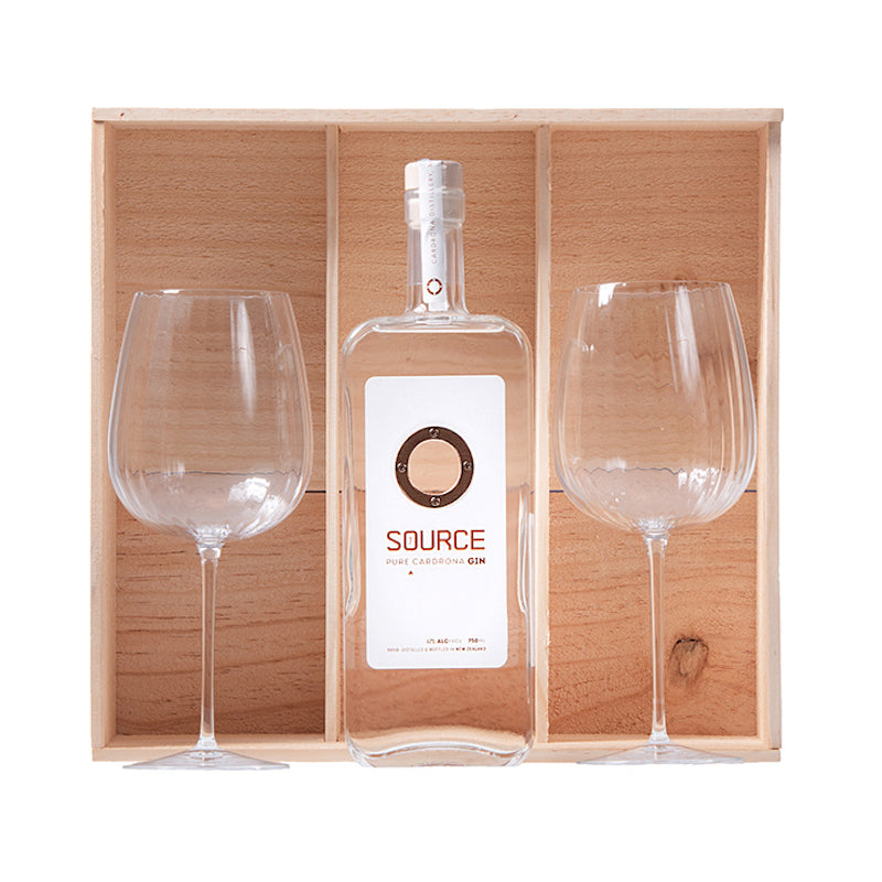 Classic The Source Gin & Goblet Set